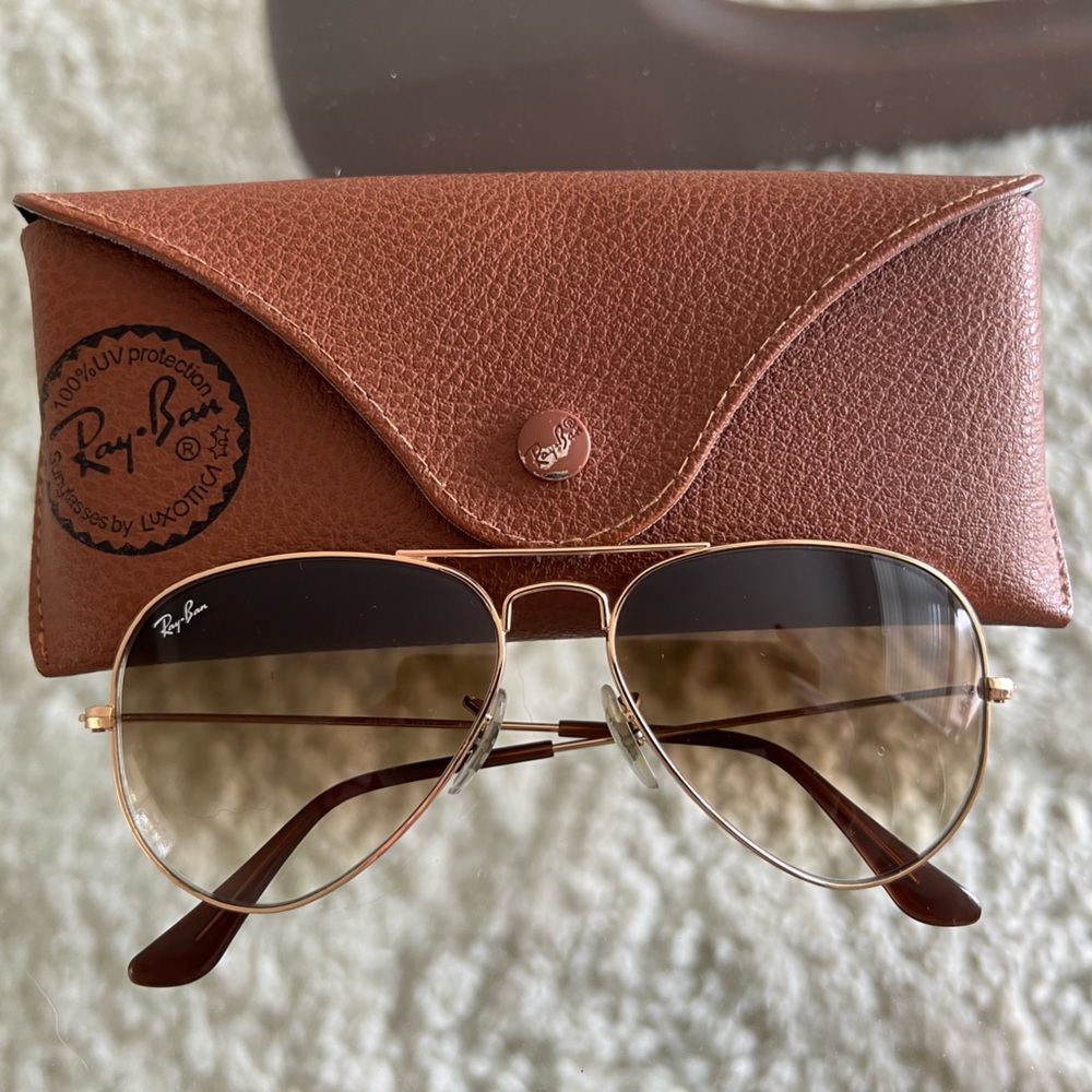 Ray-Ban Women’s Aviator Sunglasses